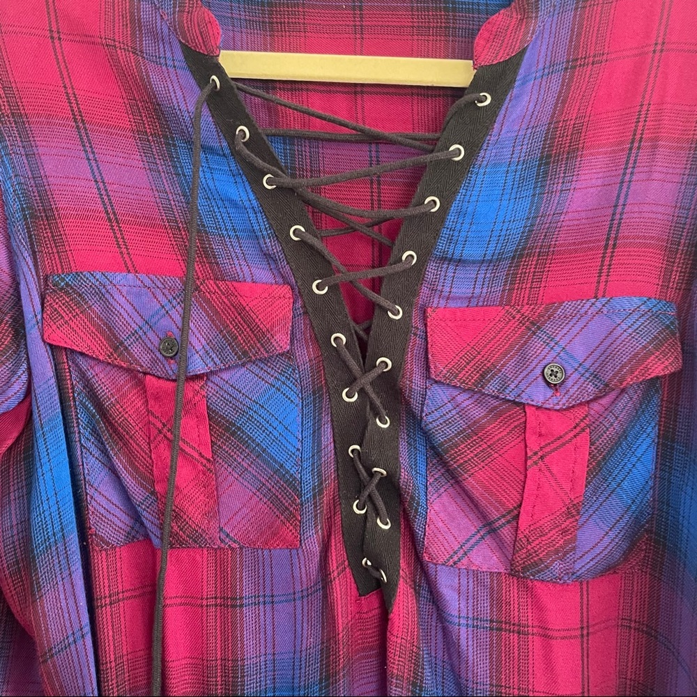 Express Plaid Lace-up Top - Picture 2 of 4